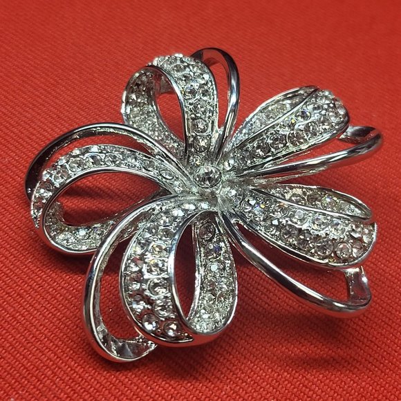 Monet  Silver Tone Clear Rhinestone Bow Flower Brooch Looped Ribbon Pin - Picture 7 of 9